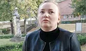Пациентка готовится давать интервью